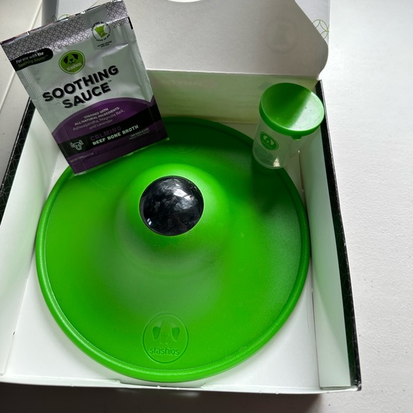 Stashios Dog Soothing Saucer - Picture 3 of 3